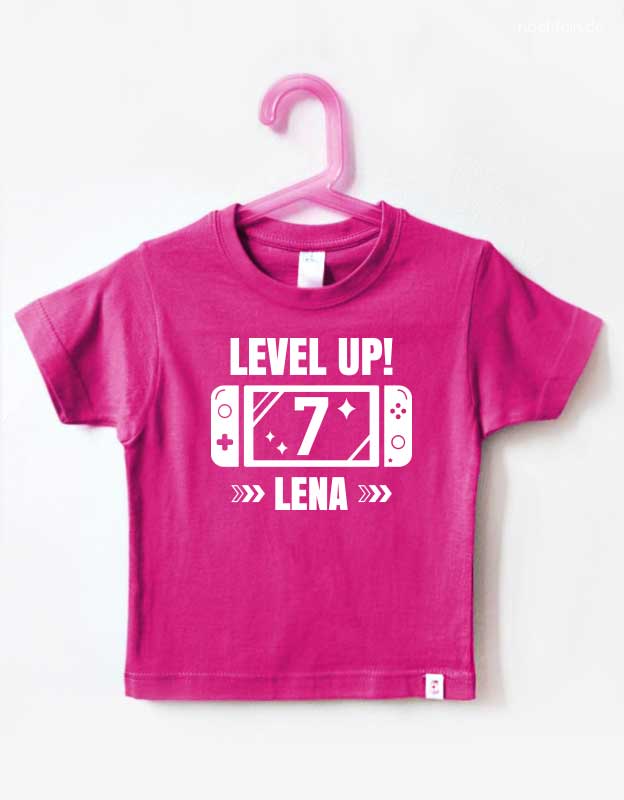 geburtstagsshirt-gamer-spielkonsole-maedchen-7jahre-pink-Shirt-weisse-Schrift