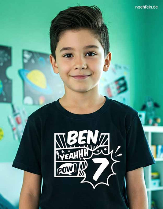Geburtstagsshirt 7 Jahre mit Namen Comic Style - schwarz weiß