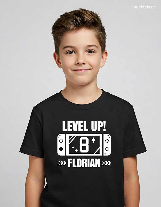 geburtstagsshirt-gamer-spielkonsole-junge-8jahre-naehfein