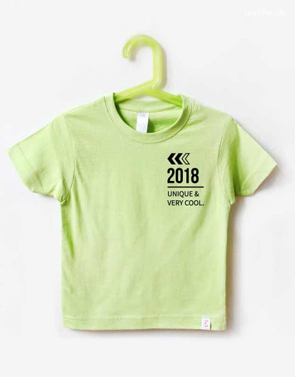 Kindershirt Geburtstag mit Zahl - Typografie T-Shirt 1-10 Jahre- grünes Shirt schwarze Folie