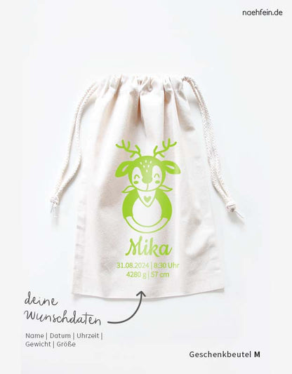 geschenkbeutel-geburt-groesse-M-baby-elch-gruen-stoffbeutel-mit-Babydaten
