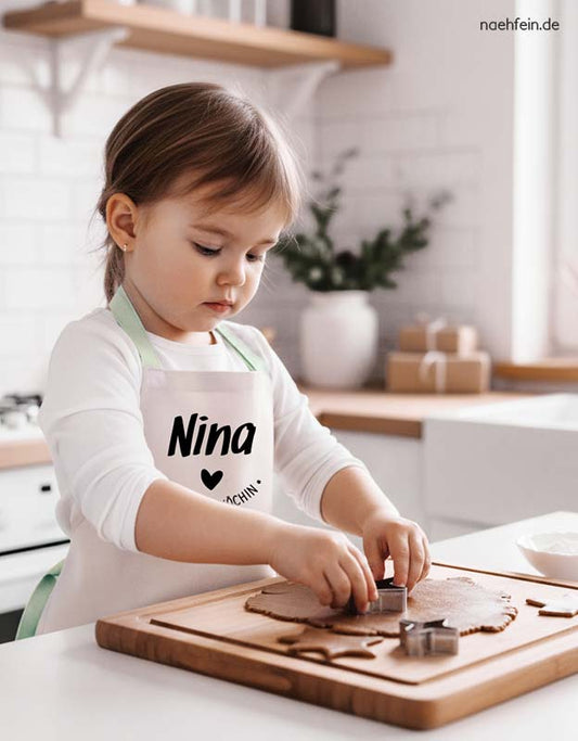 kinderschuerze namen mini chefkoechin maedchen variante -  naehfein