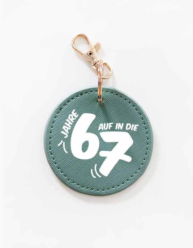 grüner Schlüsselanhänger mit 67 Design - cooles Geschenk zum Abschluss der Grundschule