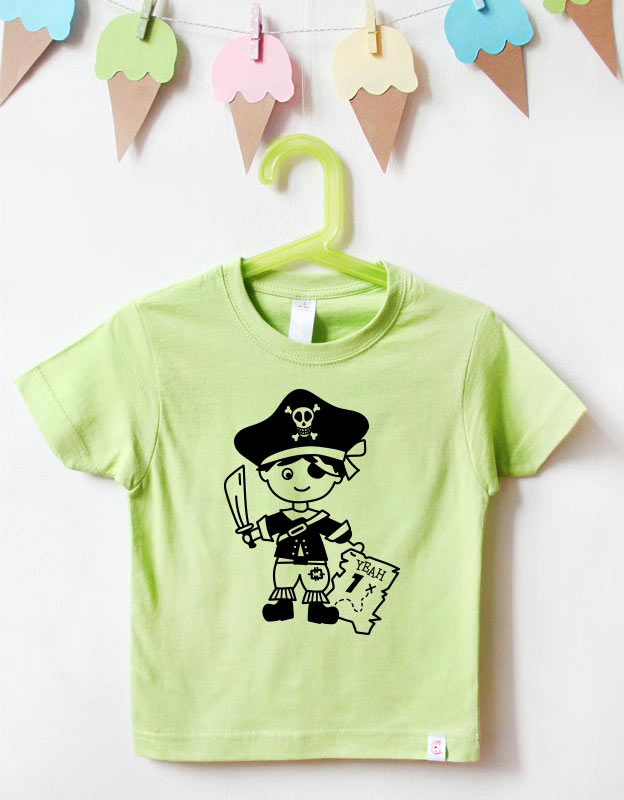 geburtstagsshirt - pirat - gruen schwarz