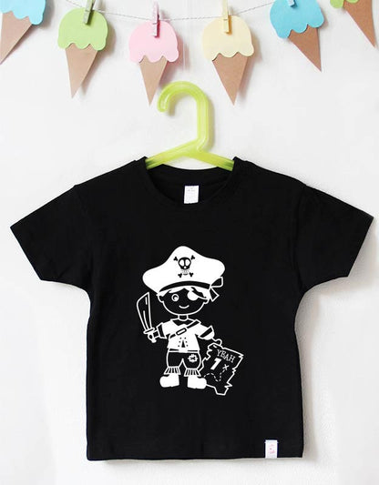 geburtstagsshirt - pirat - schwarz weiß